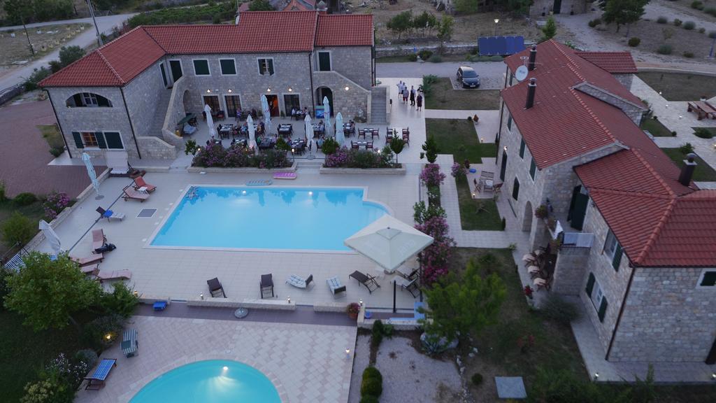 Pansion Skelin Hotel Drinovci Екстериор снимка