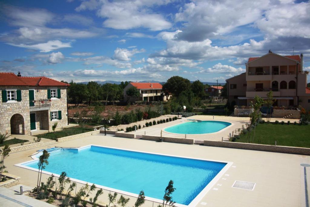 Pansion Skelin Hotel Drinovci Екстериор снимка